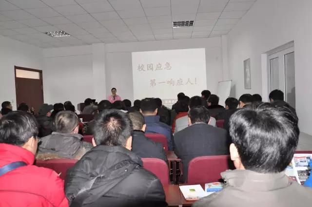 青島市應(yīng)急安全教育培訓中心的首家地鐵體驗館