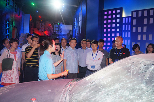 地震體驗館展覽區(qū)