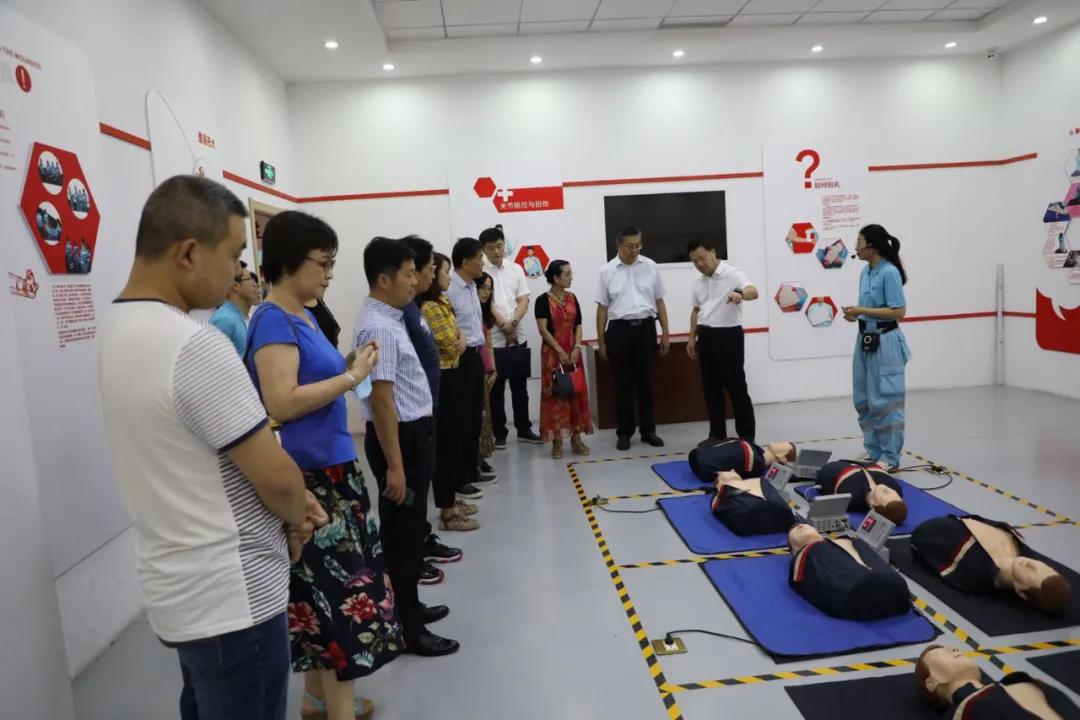 心肺復(fù)蘇急救訓(xùn)練